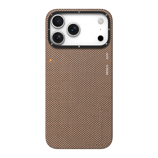 iPhone 17 Pro Max Kılıf M-safe Şarj Özellikli Aramid Fiber Youngkit 1500D Kevlar Extreme Wing Titanyum-Gold Serisi Kapak