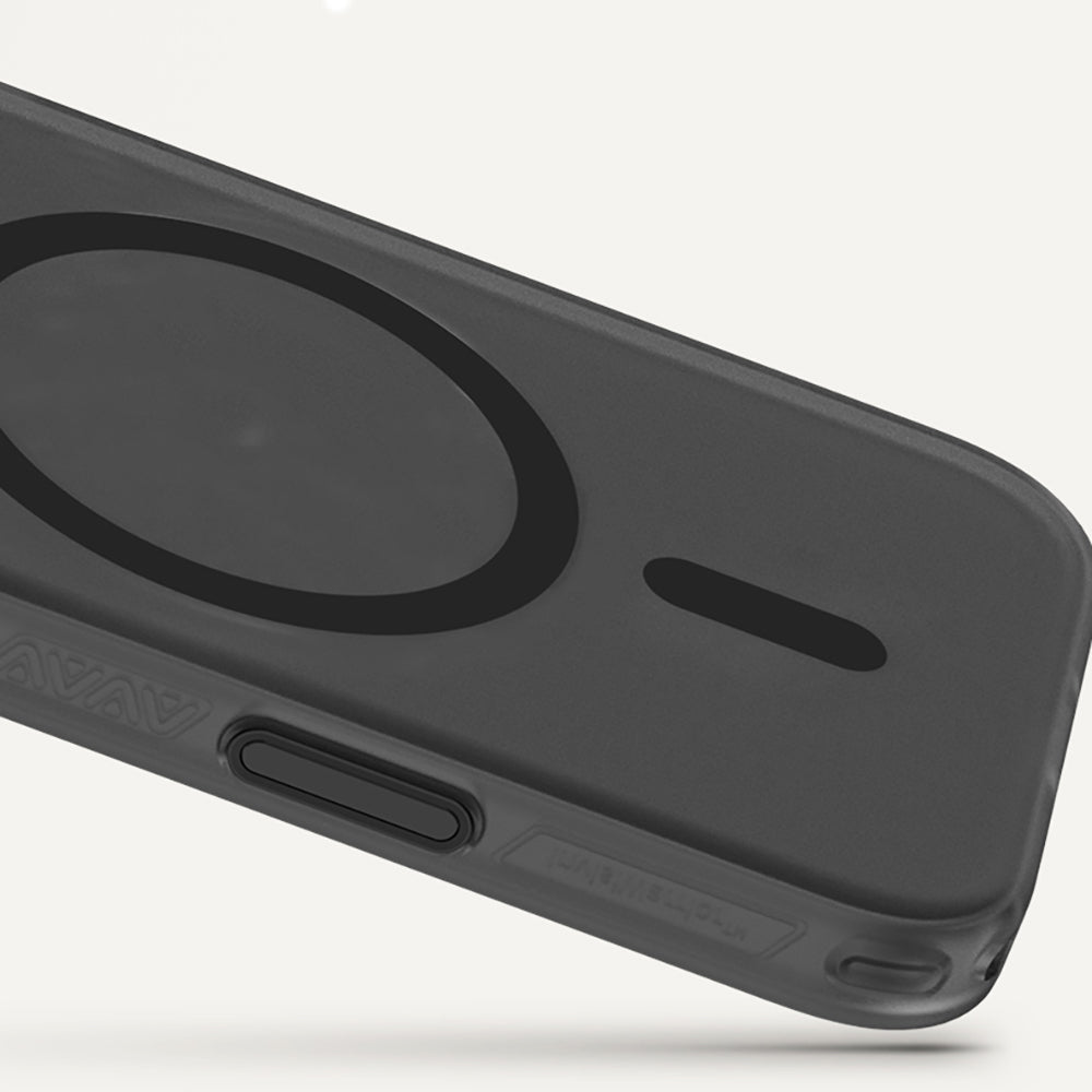 iPhone 17 Pro Max Kılıf M-safe Şarj Özellikli Benks Lucid Armor Kapak