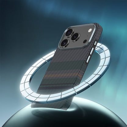 iPhone 17 Pro Max Kılıf M-safe Şarj Özellikli Karbon Fiber Tasarımlı Benks Aurora ArmorPro Kevlar Kapak