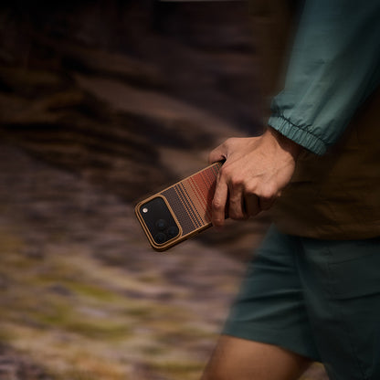 iPhone 17 Pro Max Kılıf M-safe Şarj Özellikli Pitaka Tactile Woven Sunset-Moonrise Aramid Pro Guard Serisi Kapak