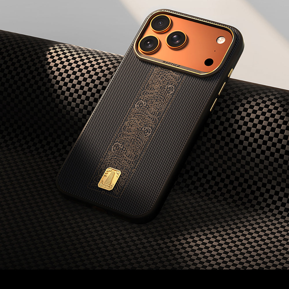Apple iPhone 17 Pro Max Kılıf M-safe Şarj Özellikli Raptic Aramid Dual Rise Serisi 24 Ayar Altın Kaplamalı Kapak