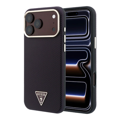 Apple iPhone 18 Pro Max Kılıf Guess Orjinal Lisanslı M-safe Şarj Özellikli PU Metal Üçgen Logolu Karbon Fiber Kevlar Kapak