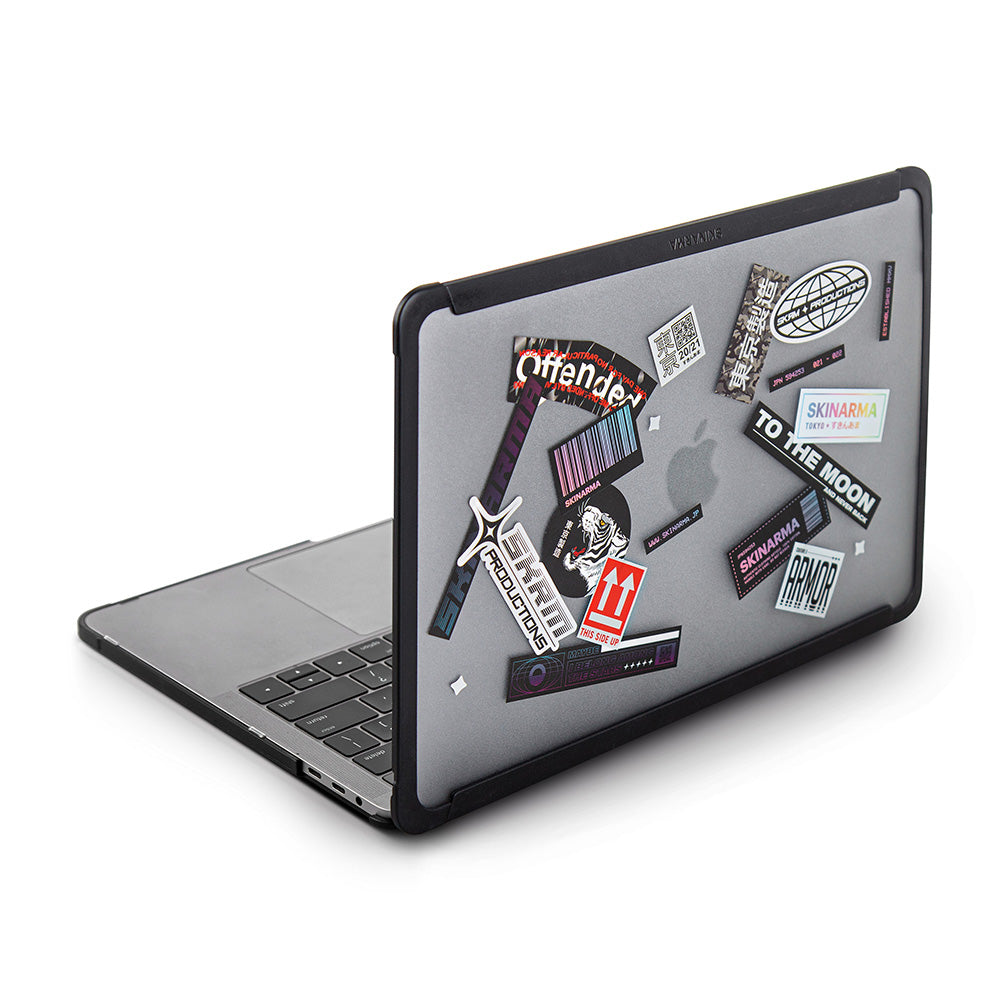 Macbook Pro 14.2 2023 A2779 SkinArma Henko Klipsli Kurulum Özellikli Kapak