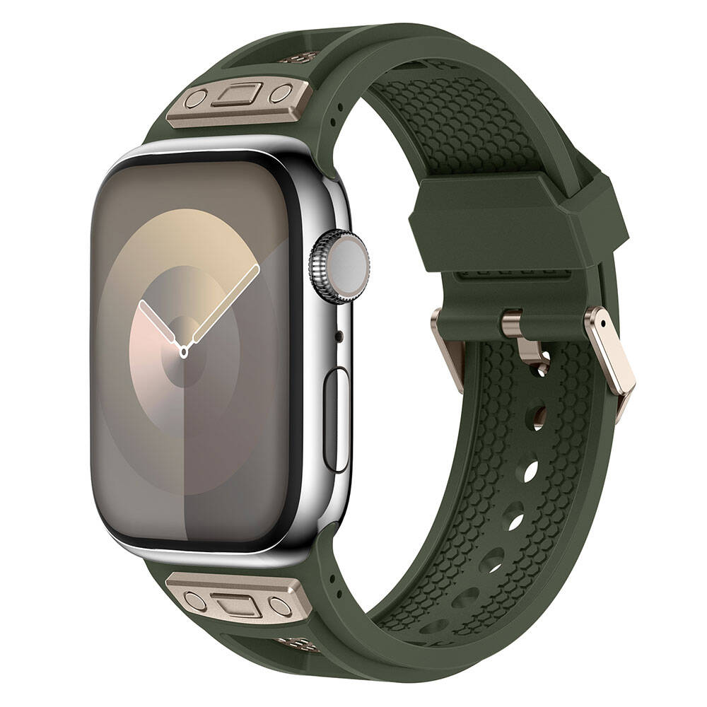 Apple Watch 44mm Zore KRD-117 Hava Alabilen Delikli Metal Süslemeli Desenli Silikon Kordon
