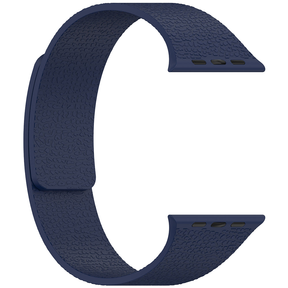 Apple Watch 7 41mm Zore KRD-136 Kabartma Desenli Silikon Kordon