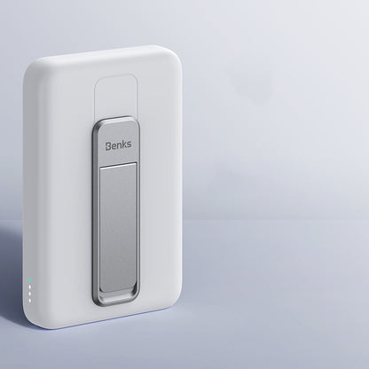 Benks MP08 M-safe Magnetik Standlı İnce Tasarımlı Powerbank 10000mAh