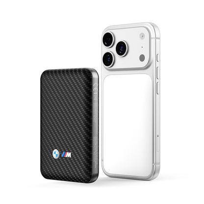 BMW Orjinal Lisanslı PU Karbon Tasarımlı Led Işık Göstergeli Magnetik Powerbank 5000mAh