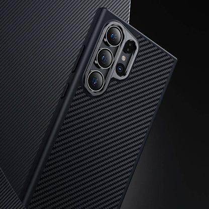 Galaxy S24 Plus Kılıf Karbon Fiber M-safe Şarj Özellikli Benks Hybrid ArmorPro 600D Kevlar Kapak