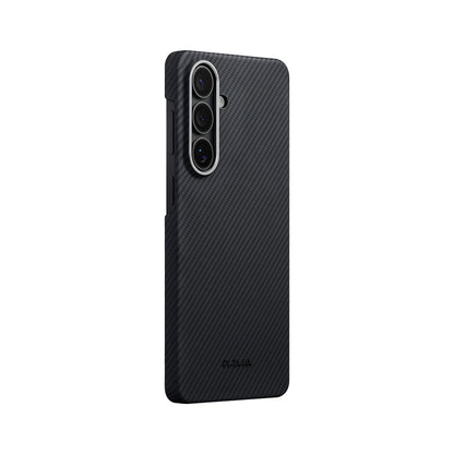 Galaxy S26 Kılıf M-safe Şarj Özellikli 600D Aramid Fiber Pitaka Edge Serisi Black-Grey Twill Kapak