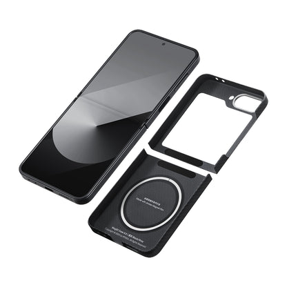 Galaxy Z Flip 6 Kılıf M-safe Şarj Özellikli 600D Aramid Fiber Pitaka Ultra-Slim Classic Serisi Black-Grey Twill Kapak