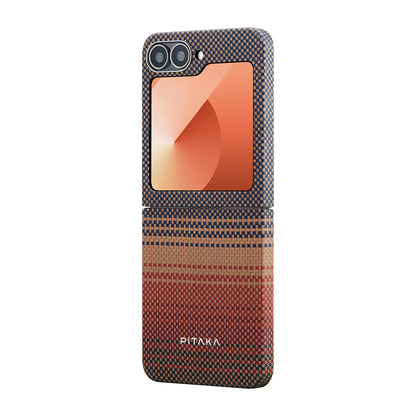 Galaxy Z Flip 6 Kılıf M-safe Şarj Özellikli Aramid Fiber Pitaka Tactile Woven Sunset-Moonrise Serisi Sunset Kapak