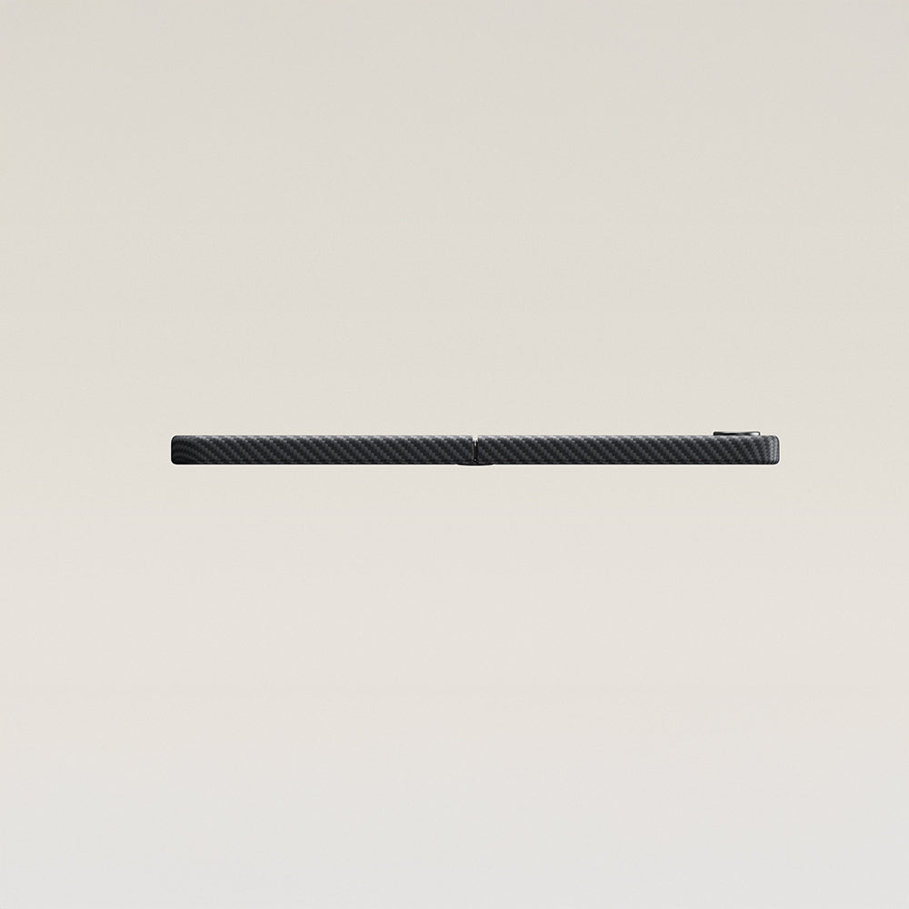 Galaxy Z Flip 7 Kılıf M-safe Şarj Özellikli 600D Aramid Fiber Pitaka Ultra-Slim Classic Serisi Black-Grey Twill Kapak