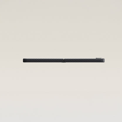 Galaxy Z Flip 7 Kılıf M-safe Şarj Özellikli 600D Aramid Fiber Pitaka Ultra-Slim Classic Serisi Black-Grey Twill Kapak