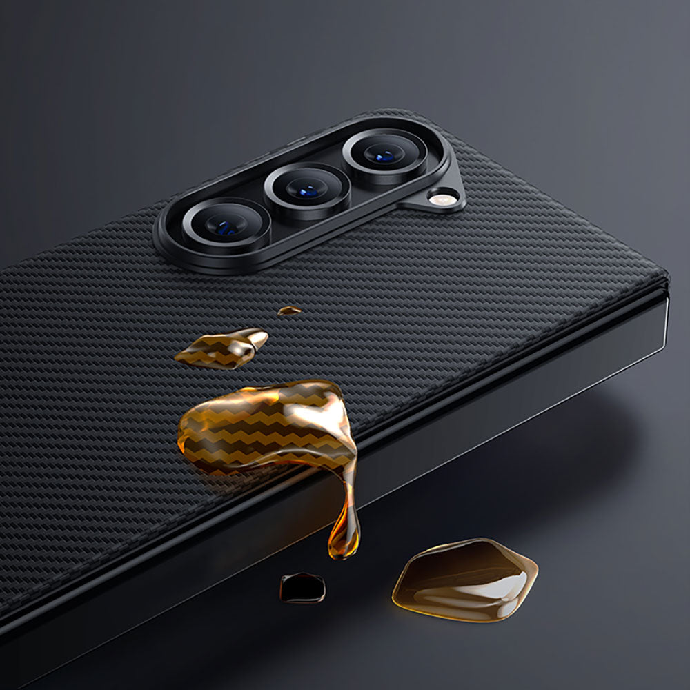 Galaxy Z Fold 5 Kılıf M-safe Özellikli Karbon Fiber Benks Essential 600D Kevlar Kapak