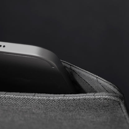 Native Uninon Stow Slim Serisi Su Geçirmez 11 inç Tablet Çantası